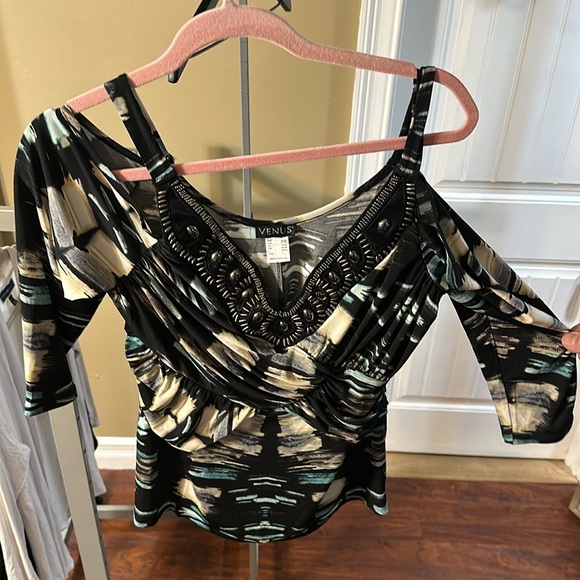 Venus women’s top - Picture 1 of 3